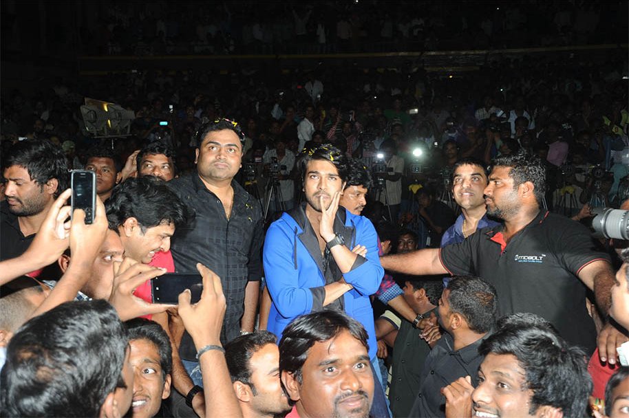 Yevadu-Trailer-Launch-at-Sandhya-70MM